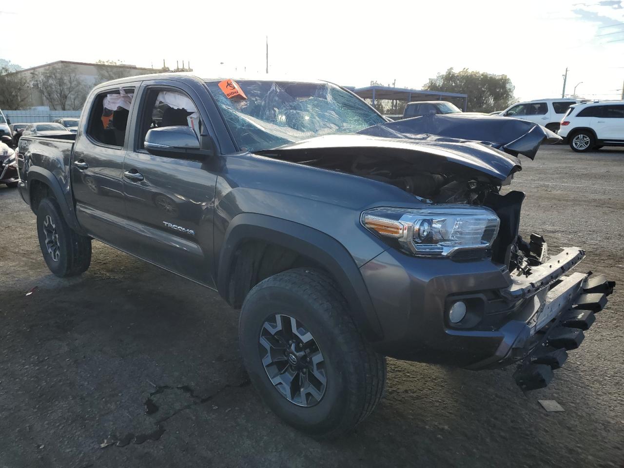 Photo 3 VIN: 5TFCZ5AN3MX268189 - TOYOTA TACOMA 