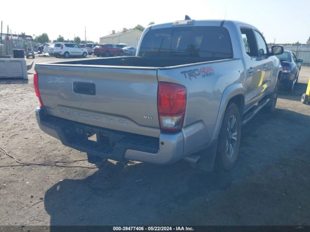 Photo 3 VIN: 5TFCZ5AN4HX082733 - TOYOTA TACOMA 