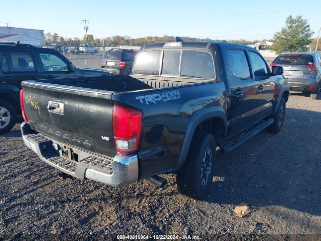 Photo 3 VIN: 5TFCZ5AN5GX029411 - TOYOTA TACOMA 