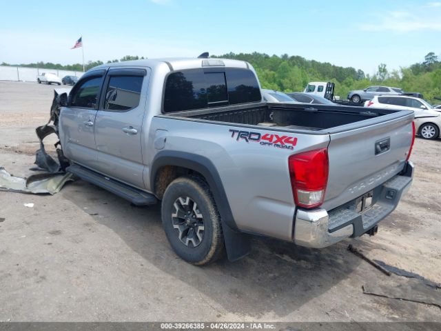 Photo 2 VIN: 5TFCZ5AN5HX052835 - TOYOTA TACOMA 