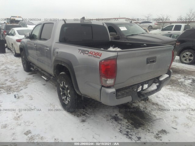 Photo 2 VIN: 5TFCZ5AN5HX069490 - TOYOTA TACOMA 