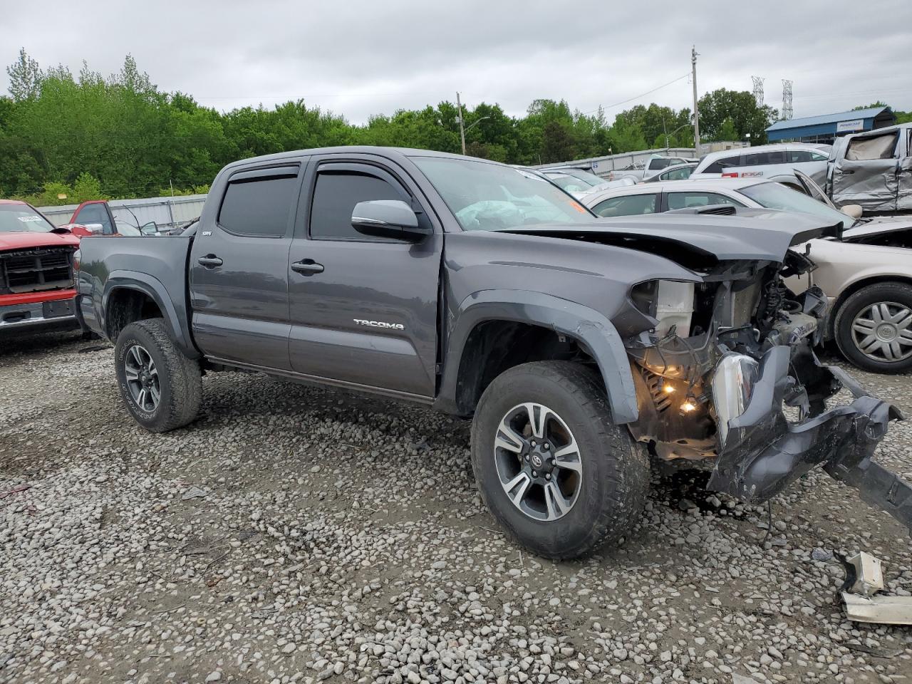 Photo 3 VIN: 5TFCZ5AN5HX072440 - TOYOTA TACOMA 