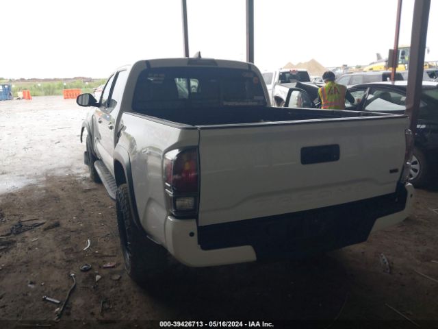 Photo 2 VIN: 5TFCZ5AN5HX076293 - TOYOTA TACOMA 