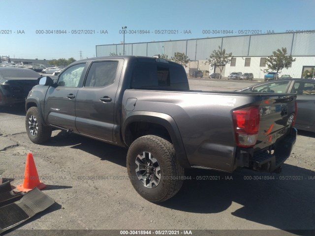 Photo 2 VIN: 5TFCZ5AN5HX083938 - TOYOTA TACOMA 