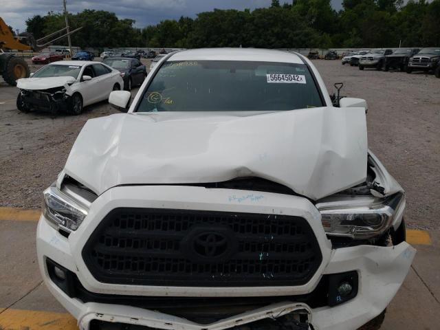 Photo 6 VIN: 5TFCZ5AN5HX108935 - TOYOTA TACOMA DOU 