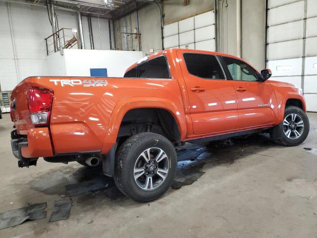 Photo 2 VIN: 5TFCZ5AN5HX115111 - TOYOTA TACOMA 