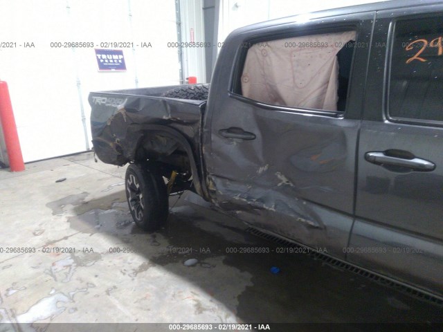 Photo 5 VIN: 5TFCZ5AN5JX155579 - TOYOTA TACOMA 