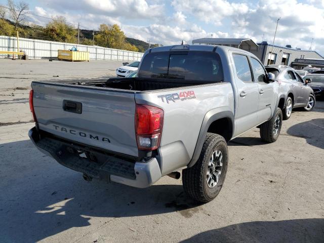 Photo 3 VIN: 5TFCZ5AN5JX158725 - TOYOTA TACOMA DOU 