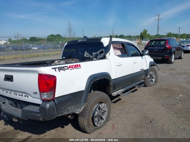 Photo 3 VIN: 5TFCZ5AN5KX174344 - TOYOTA TACOMA 