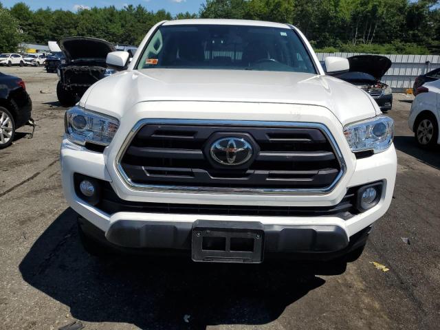 Photo 4 VIN: 5TFCZ5AN5KX175252 - TOYOTA TACOMA DOU 