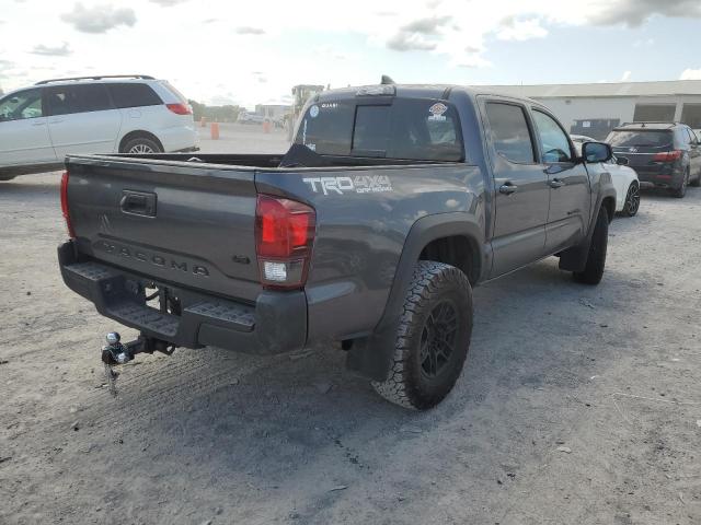 Photo 2 VIN: 5TFCZ5AN5KX198028 - TOYOTA TACOMA DOU 