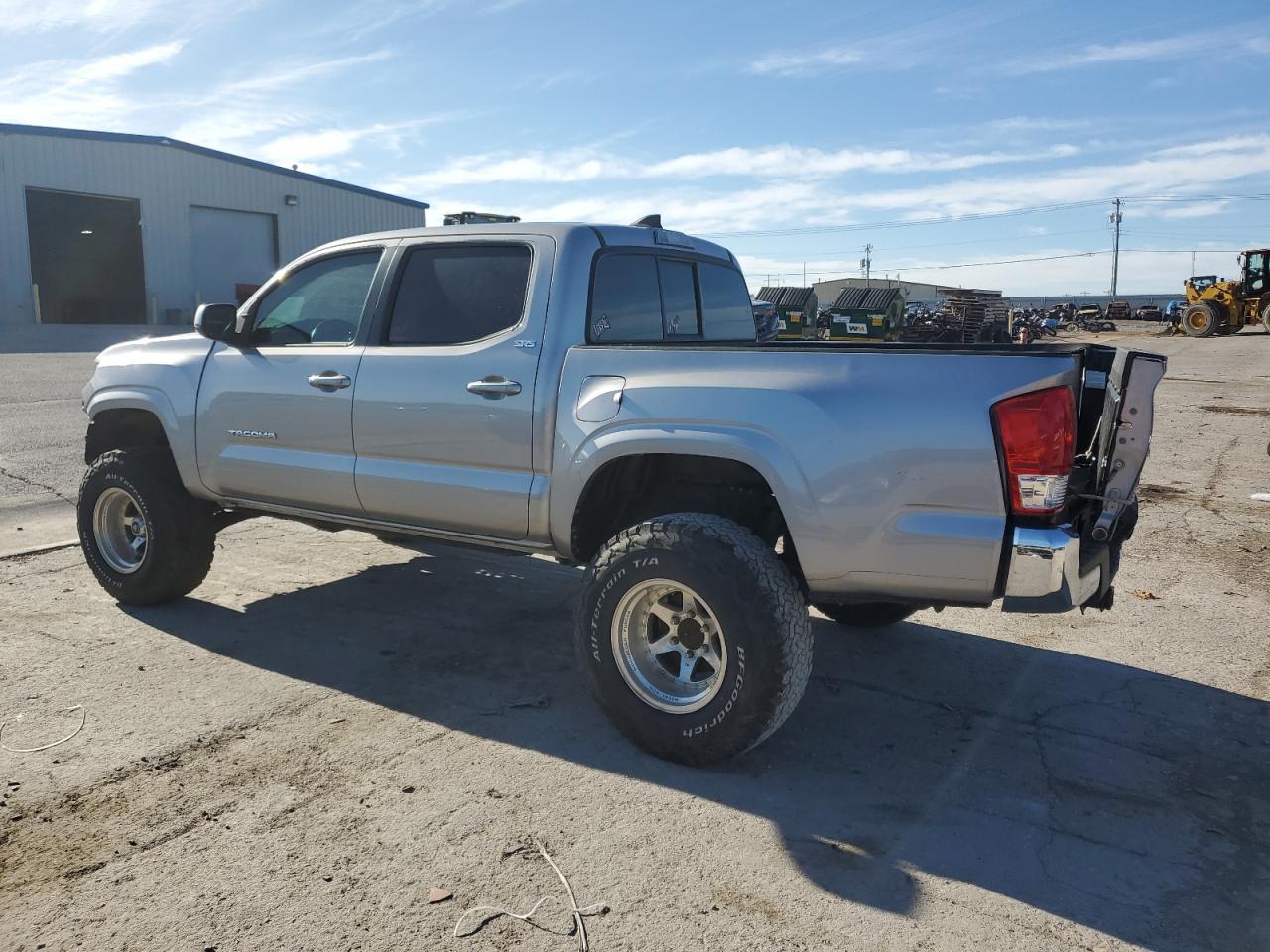 Photo 1 VIN: 5TFCZ5AN6GX009250 - TOYOTA TACOMA 