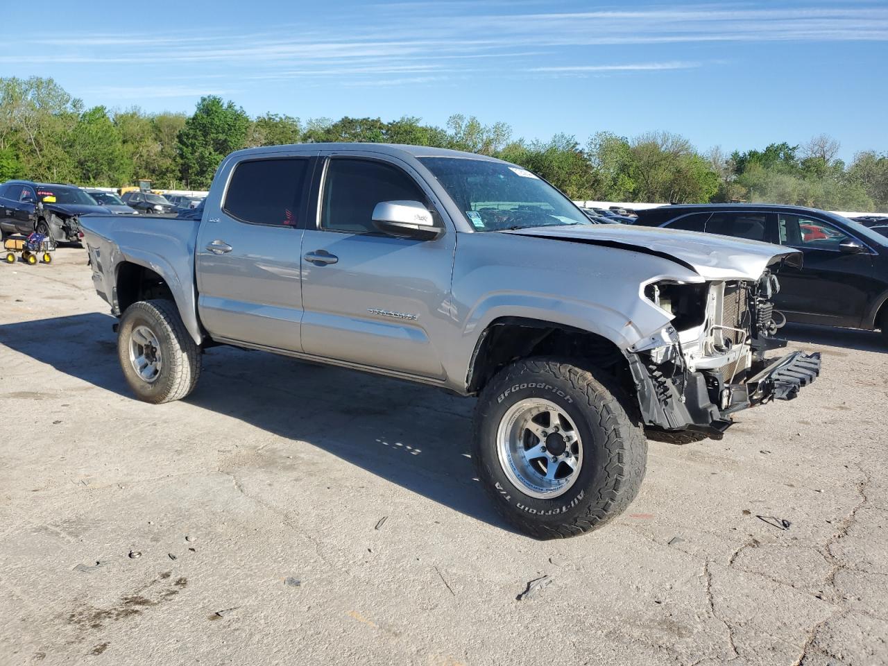 Photo 3 VIN: 5TFCZ5AN6GX009250 - TOYOTA TACOMA 