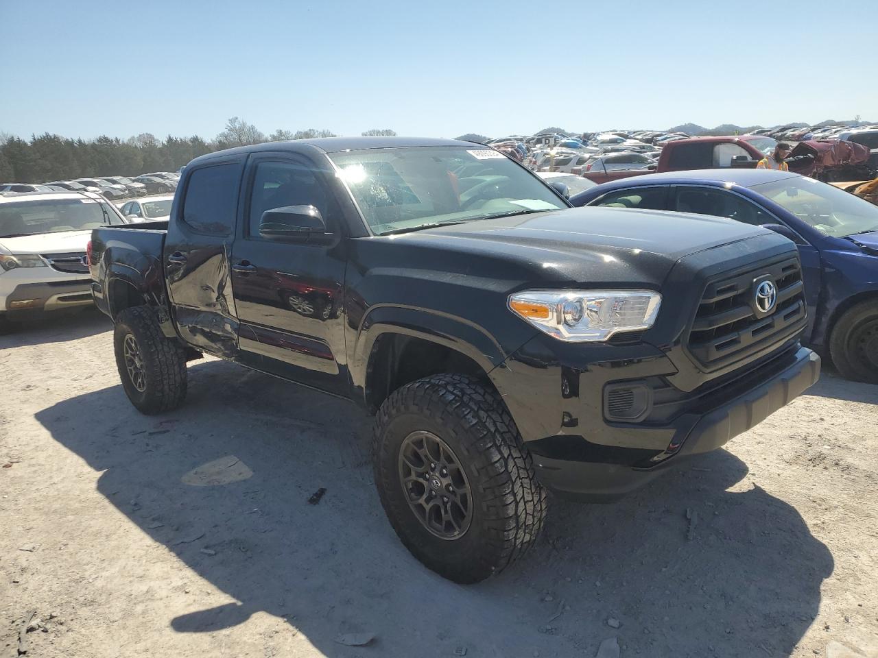 Photo 3 VIN: 5TFCZ5AN6GX013850 - TOYOTA TACOMA 