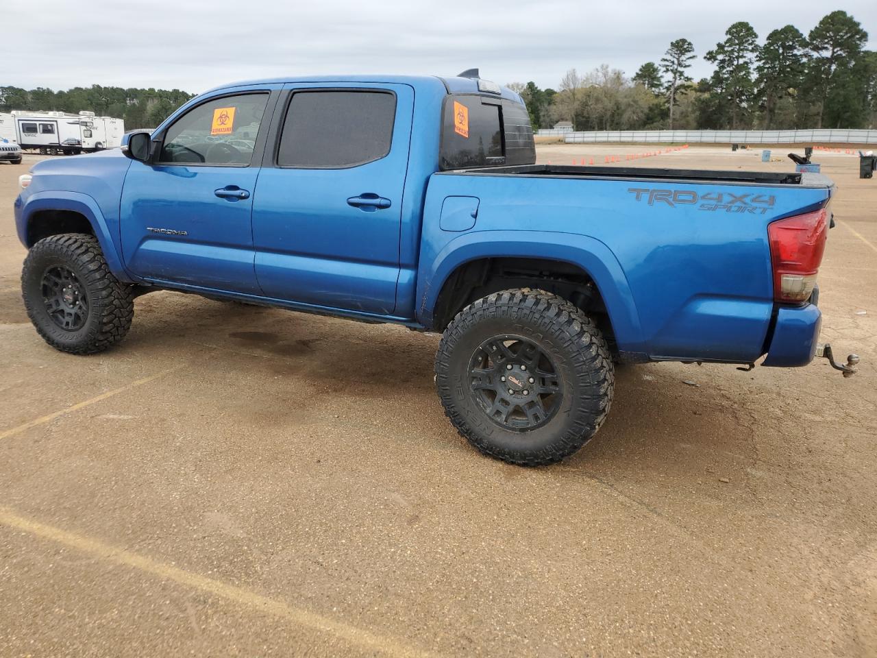 Photo 1 VIN: 5TFCZ5AN6HX075640 - TOYOTA TACOMA 