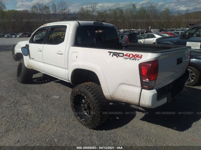 Photo 2 VIN: 5TFCZ5AN6HX079591 - TOYOTA TACOMA 