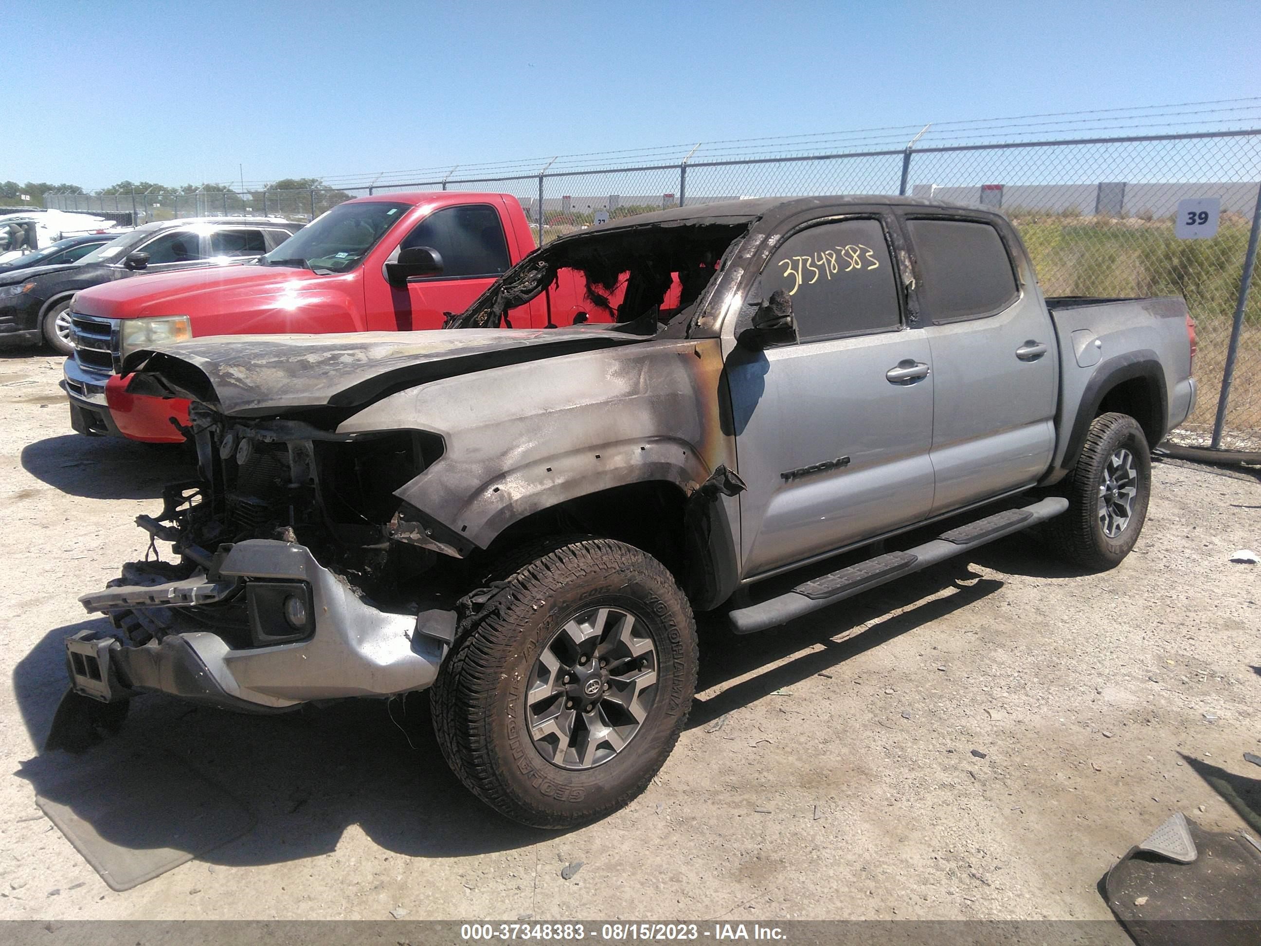 Photo 1 VIN: 5TFCZ5AN6HX117496 - TOYOTA TACOMA 