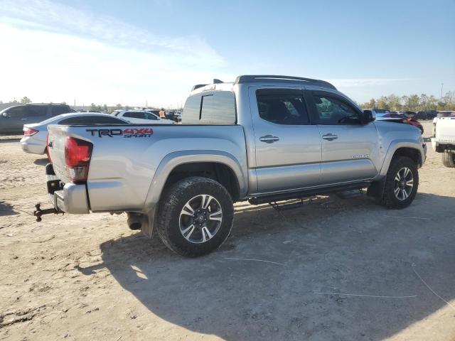 Photo 2 VIN: 5TFCZ5AN6JX151136 - TOYOTA TACOMA DOU 