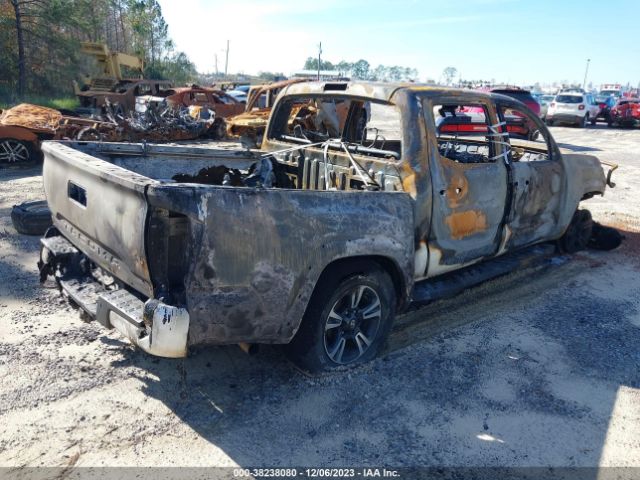 Photo 3 VIN: 5TFCZ5AN6JX155445 - TOYOTA TACOMA 