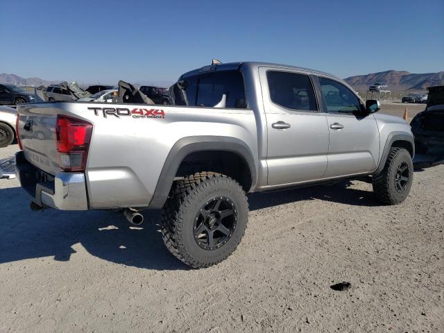 Photo 2 VIN: 5TFCZ5AN6JX162945 - TOYOTA TACOMA 