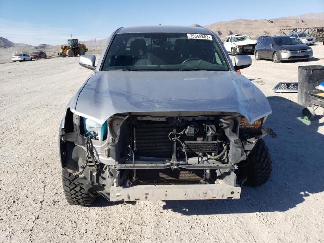 Photo 4 VIN: 5TFCZ5AN6JX162945 - TOYOTA TACOMA 