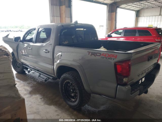 Photo 2 VIN: 5TFCZ5AN6JX164842 - TOYOTA TACOMA 