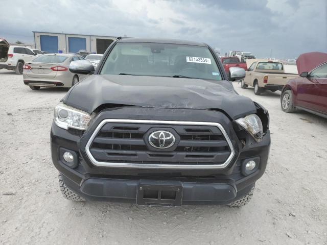 Photo 4 VIN: 5TFCZ5AN6KX196109 - TOYOTA TACOMA DOU 