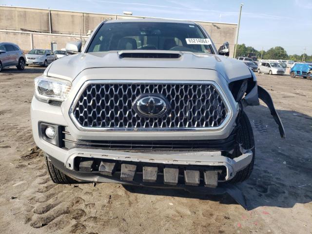 Photo 4 VIN: 5TFCZ5AN6KX208467 - TOYOTA TACOMA DOU 