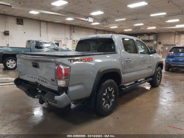 Photo 3 VIN: 5TFCZ5AN6MX257543 - TOYOTA TACOMA 