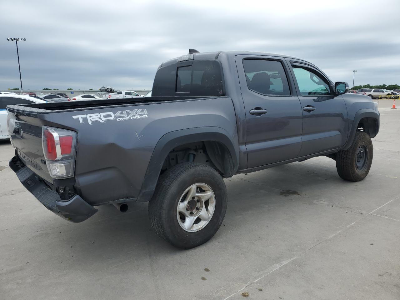 Photo 2 VIN: 5TFCZ5AN6MX272883 - TOYOTA TACOMA 