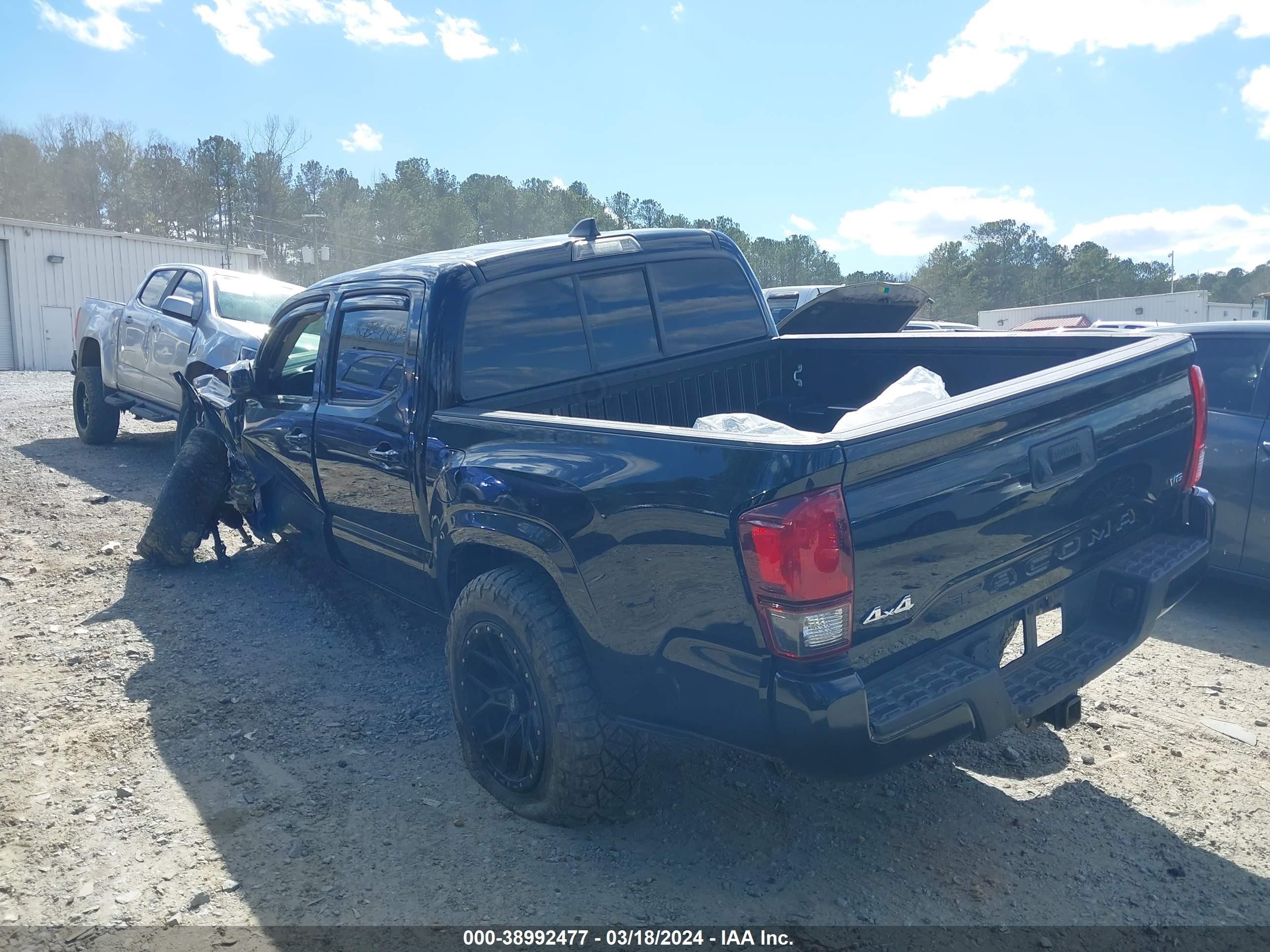 Photo 13 VIN: 5TFCZ5AN6MX273502 - TOYOTA TACOMA 