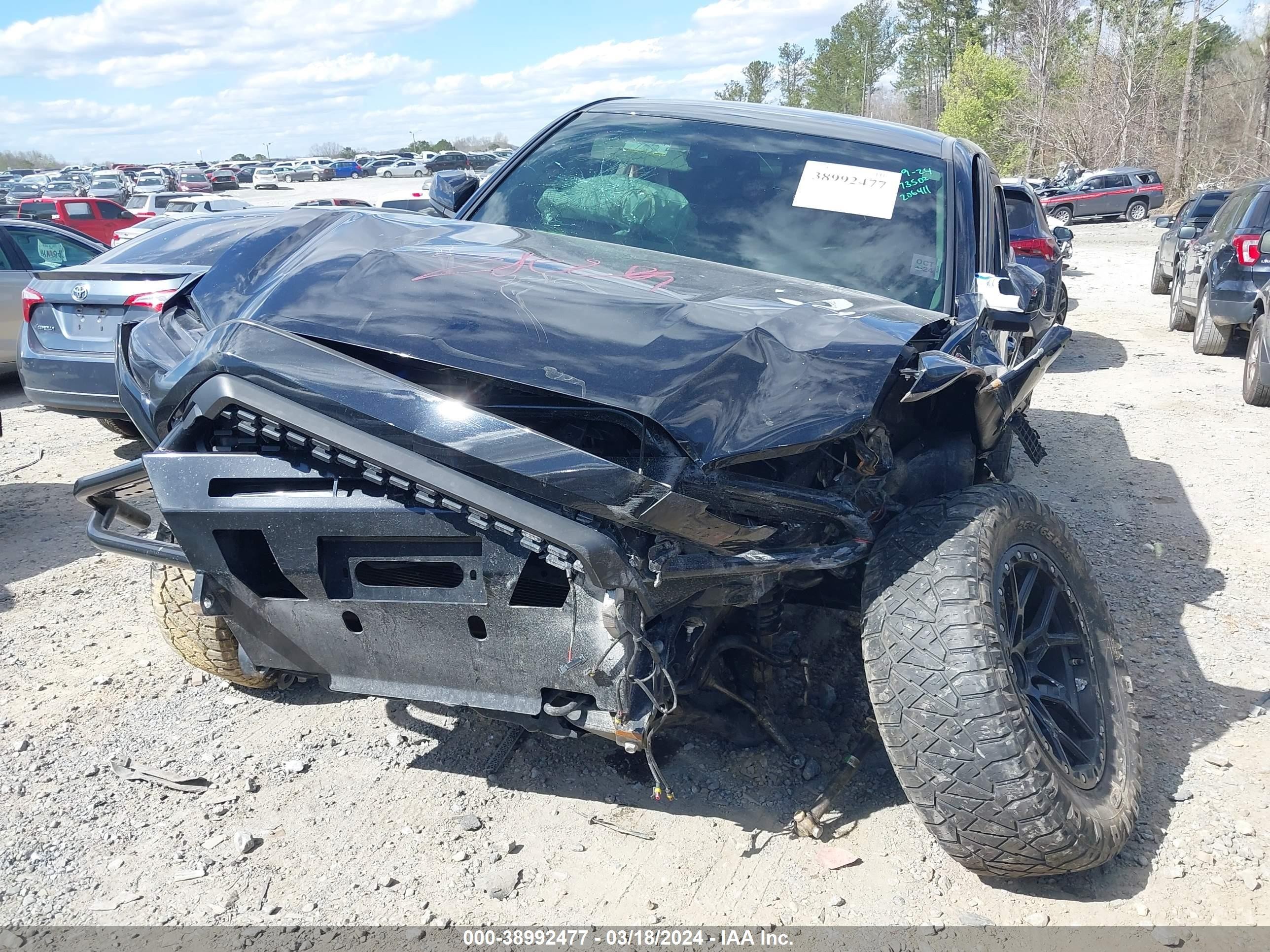 Photo 5 VIN: 5TFCZ5AN6MX273502 - TOYOTA TACOMA 