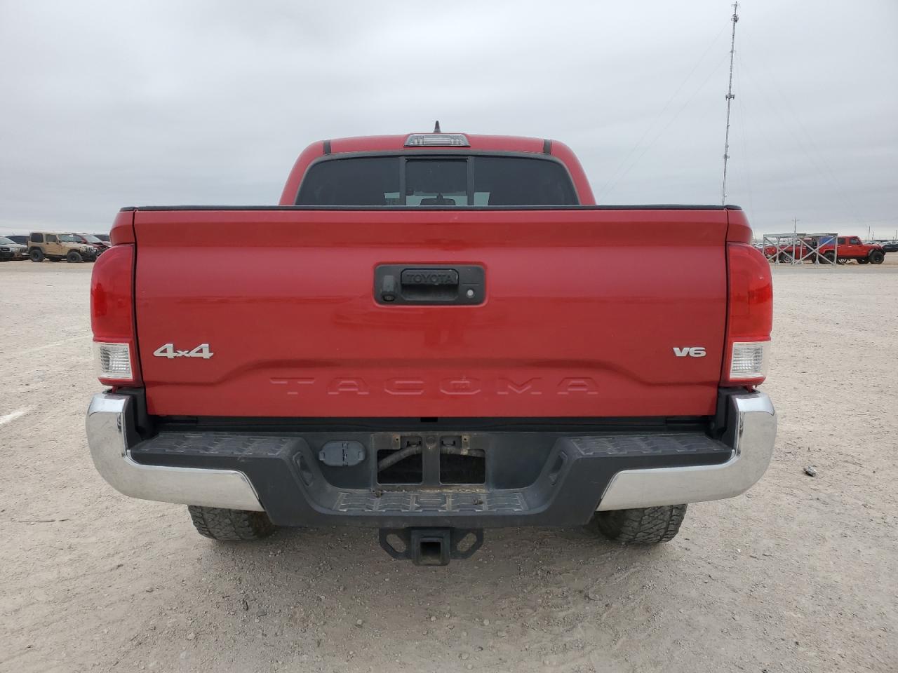 Photo 5 VIN: 5TFCZ5AN7HX075033 - TOYOTA TACOMA 