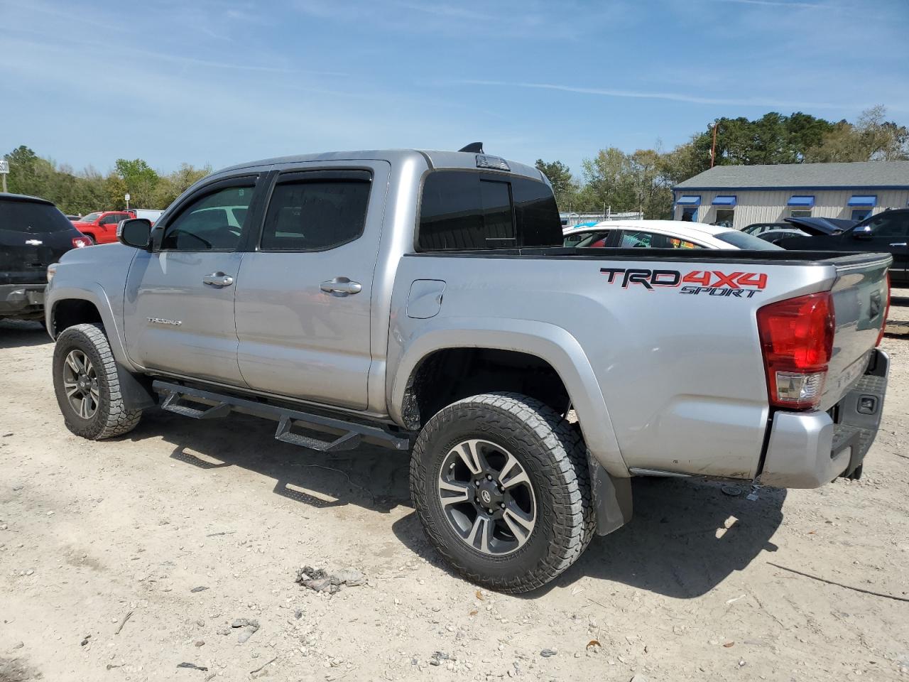 Photo 1 VIN: 5TFCZ5AN7HX095041 - TOYOTA TACOMA 