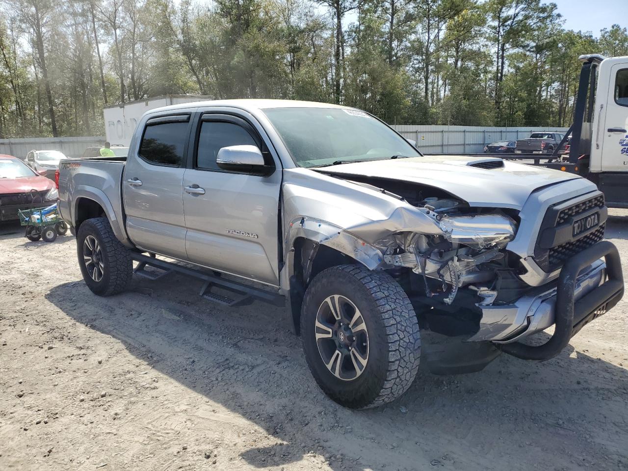 Photo 3 VIN: 5TFCZ5AN7HX095041 - TOYOTA TACOMA 