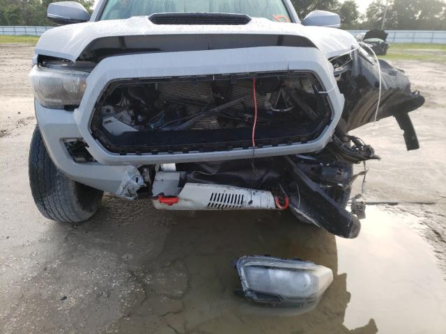 Photo 8 VIN: 5TFCZ5AN7HX102909 - TOYOTA TACOMA DOU 