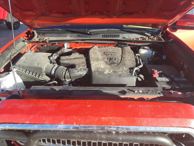 Photo 6 VIN: 5TFCZ5AN7HX110668 - TOYOTA TACOMA DOU 