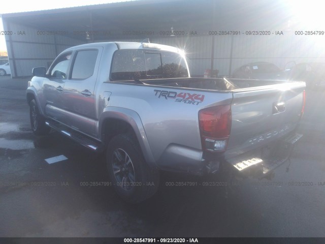 Photo 2 VIN: 5TFCZ5AN7JX125919 - TOYOTA TACOMA 