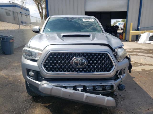 Photo 4 VIN: 5TFCZ5AN7JX163036 - TOYOTA TACOMA DOU 