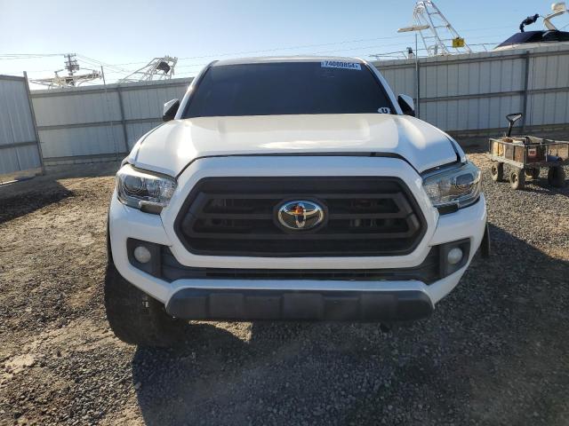 Photo 4 VIN: 5TFCZ5AN8HX113224 - TOYOTA TACOMA DOU 