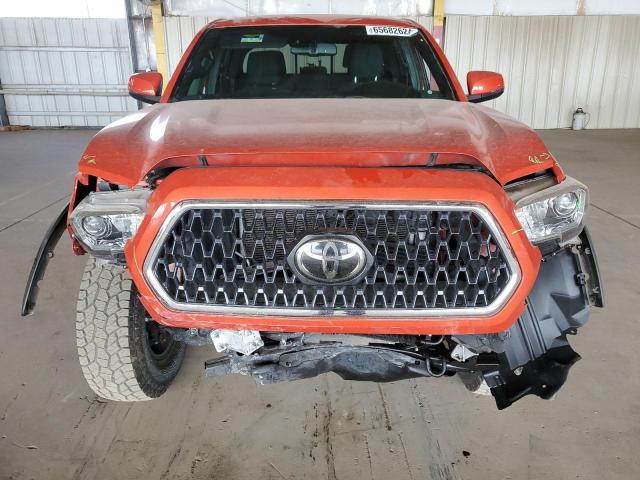 Photo 4 VIN: 5TFCZ5AN8JX122110 - TOYOTA TACOMA DOU 