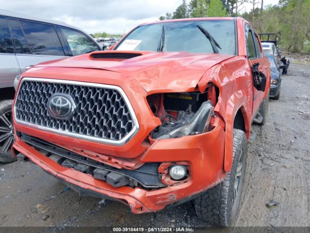 Photo 5 VIN: 5TFCZ5AN8JX132281 - TOYOTA TACOMA 