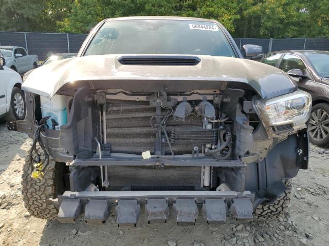 Photo 4 VIN: 5TFCZ5AN8JX135732 - TOYOTA TACOMA DOU 