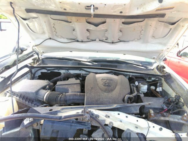 Photo 9 VIN: 5TFCZ5AN8KX202024 - TOYOTA TACOMA 4WD 