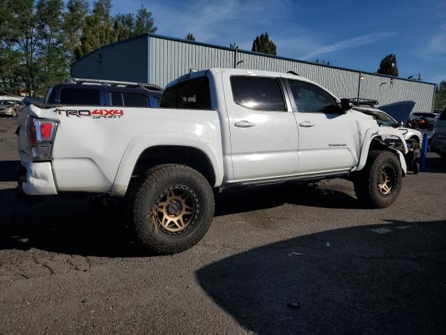 Photo 2 VIN: 5TFCZ5AN8LX222369 - TOYOTA TACOMA DOU 