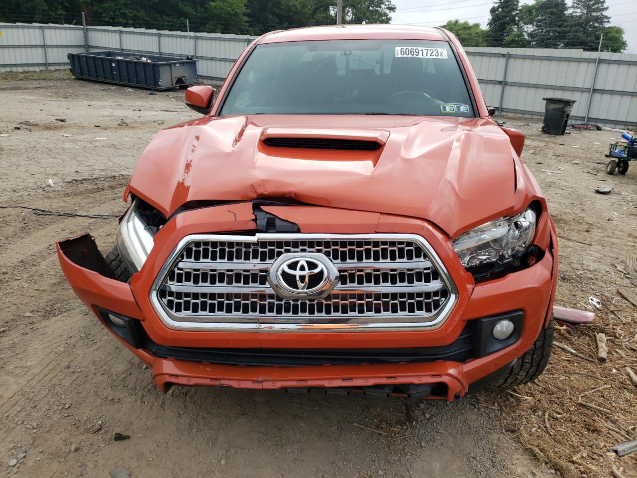 Photo 4 VIN: 5TFCZ5AN9GX046275 - TOYOTA TACOMA 