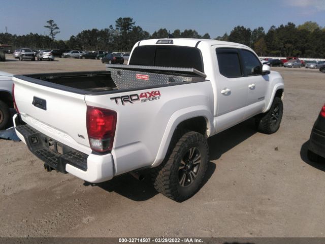 Photo 3 VIN: 5TFCZ5AN9HX068133 - TOYOTA TACOMA 