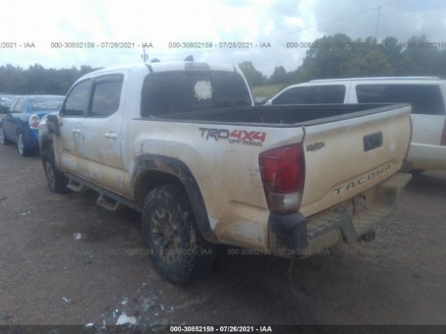 Photo 2 VIN: 5TFCZ5AN9HX104032 - TOYOTA TACOMA 