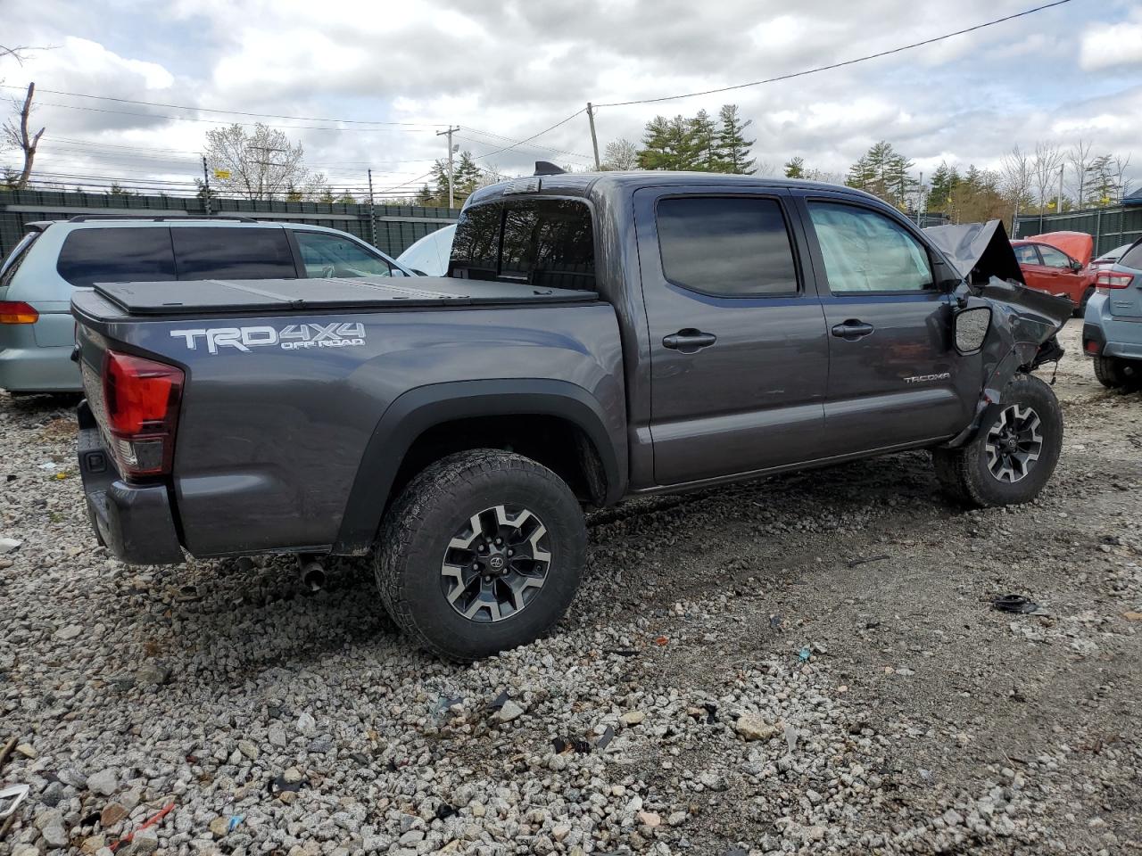 Photo 2 VIN: 5TFCZ5AN9KX175822 - TOYOTA TACOMA 