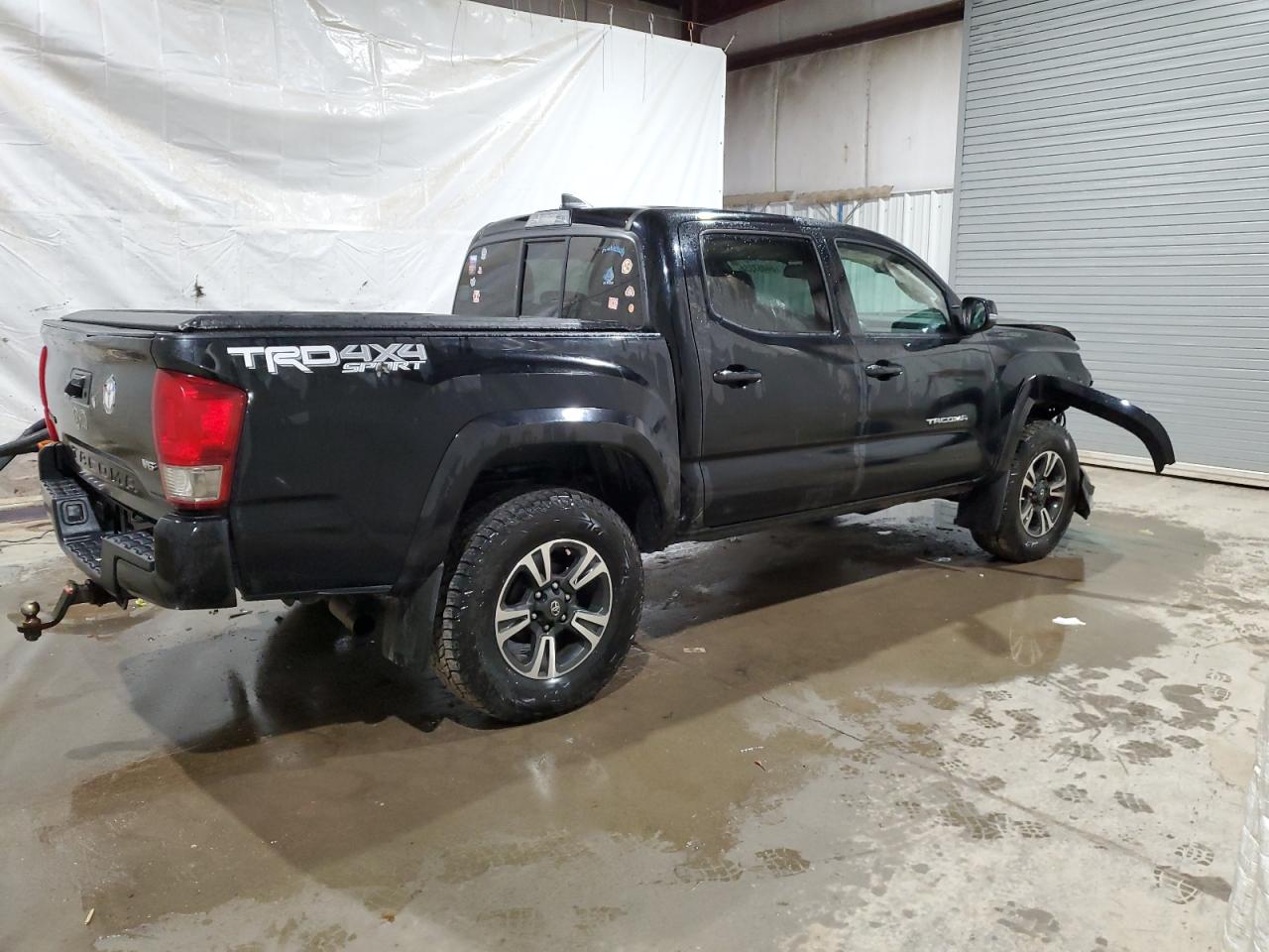 Photo 2 VIN: 5TFCZ5ANXGX026410 - TOYOTA TACOMA 